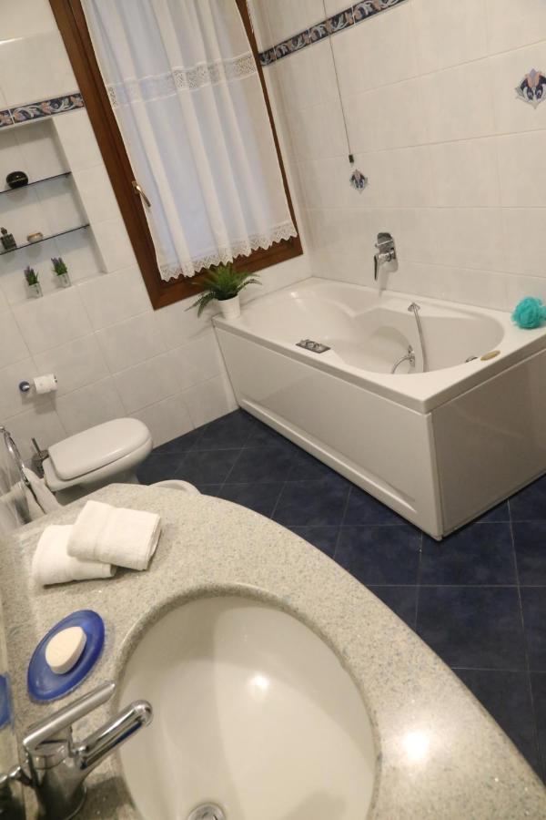 Ca Donzela Apartment Venice Exterior photo